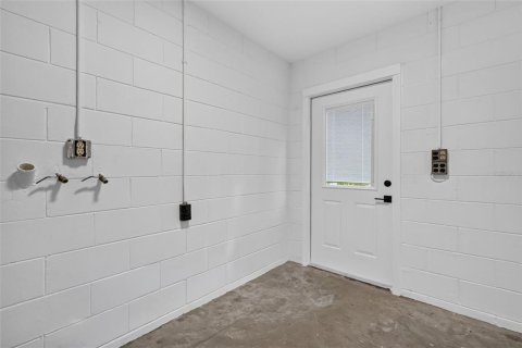 Купить виллу или дом в Юстис, Флорида 5 комнат, 167.97м2, № 2416235 - фото 27