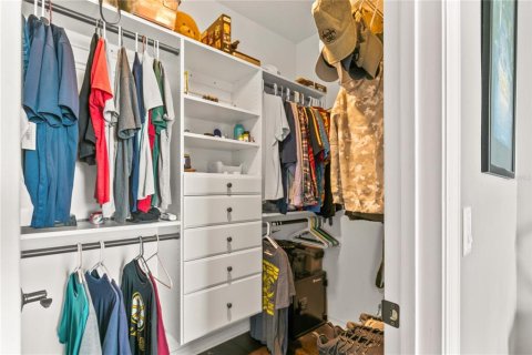 Townhouse in Clermont, Florida 4 bedrooms, 191.01 sq.m. № 1918280 - photo 29