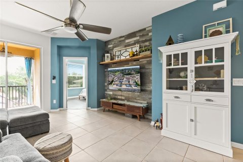 Townhouse in Clermont, Florida 4 bedrooms, 191.01 sq.m. № 1918280 - photo 14