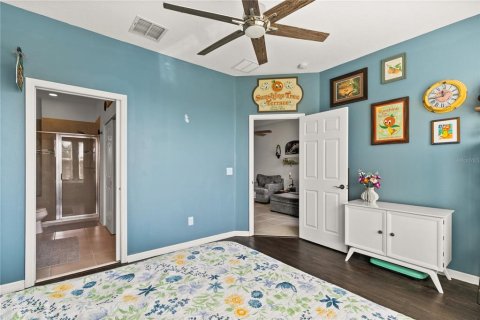 Townhouse in Clermont, Florida 4 bedrooms, 191.01 sq.m. № 1918280 - photo 19