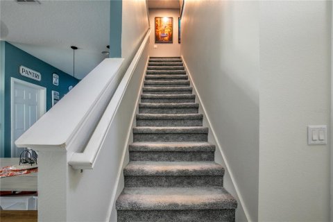 Townhouse in Clermont, Florida 4 bedrooms, 191.01 sq.m. № 1918280 - photo 23