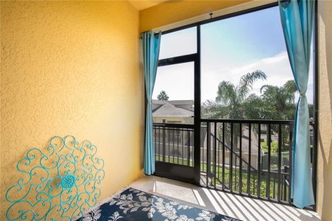 Townhouse in Clermont, Florida 4 bedrooms, 191.01 sq.m. № 1918280 - photo 16