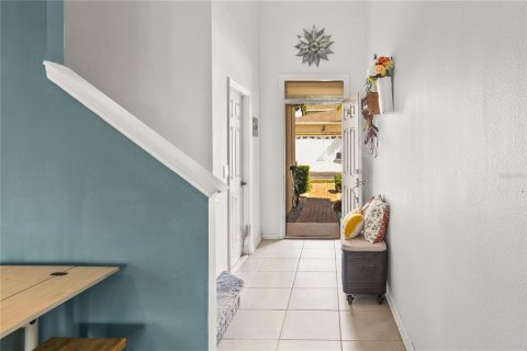 Townhouse in Clermont, Florida 4 bedrooms, 191.01 sq.m. № 1918280 - photo 4