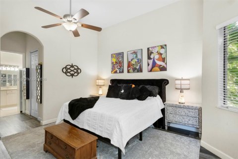 Casa en venta en Cutler Bay, Florida, 4 dormitorios, 252.97 m2 № 1999709 - foto 20
