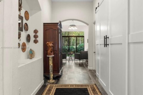 Casa en venta en Cutler Bay, Florida, 4 dormitorios, 252.97 m2 № 1999709 - foto 9