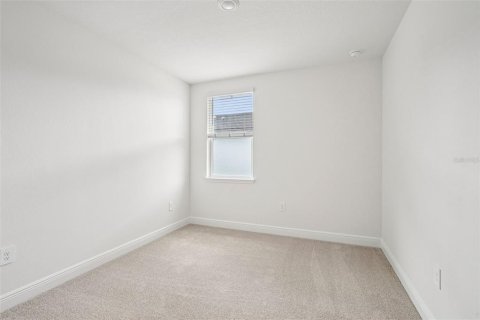 Casa en venta en Lady Lake, Florida, 4 dormitorios, 170.94 m2 № 2120017 - foto 18