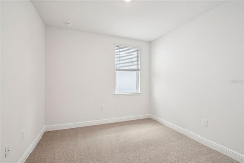 Casa en venta en Lady Lake, Florida, 4 dormitorios, 170.94 m2 № 2120017 - foto 21