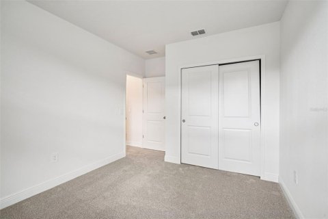Casa en venta en Lady Lake, Florida, 4 dormitorios, 170.94 m2 № 2120017 - foto 19