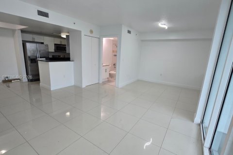 Condo in Miami, Florida, 1 bedroom  № 1997004 - photo 8
