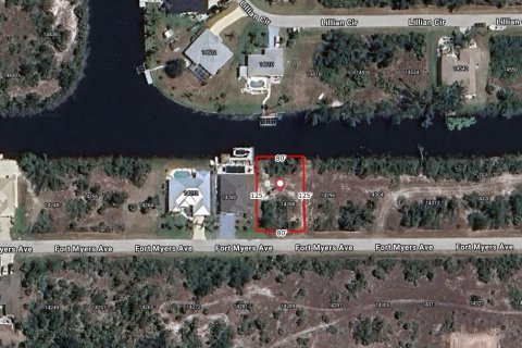 Terreno en venta en Port Charlotte, Florida № 1856464 - foto 1