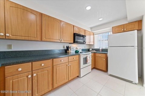 Condominio en venta en Indialantic, Florida, 2 dormitorios, 136.1 m2 № 2094033 - foto 7