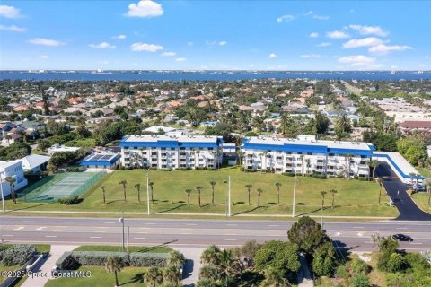 Condominio en venta en Indialantic, Florida, 2 dormitorios, 136.1 m2 № 2094033 - foto 30