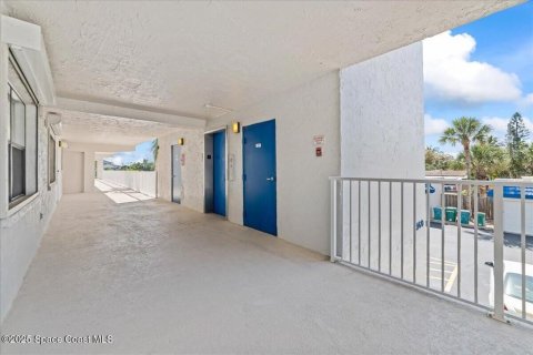 Condominio en venta en Indialantic, Florida, 2 dormitorios, 136.1 m2 № 2094033 - foto 27