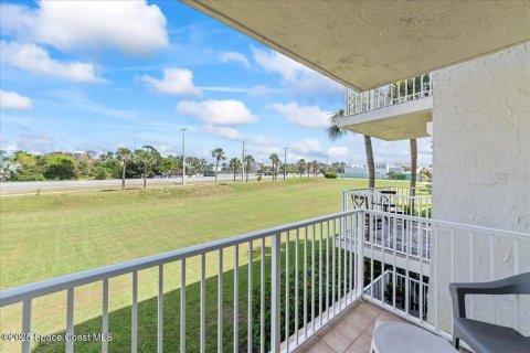 Condominio en venta en Indialantic, Florida, 2 dormitorios, 136.1 m2 № 2094033 - foto 16