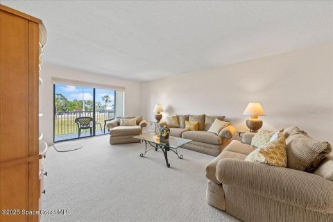 Condominio en venta en Indialantic, Florida, 2 dormitorios, 136.1 m2 № 2094033 - foto 15