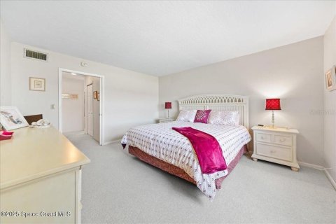 Condominio en venta en Indialantic, Florida, 2 dormitorios, 136.1 m2 № 2094033 - foto 19