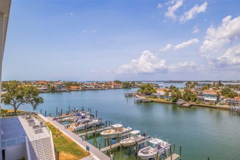 Condominio en alquiler en Clearwater, Florida, 3 dormitorios, 159.33 m2 № 1732547 - foto 12