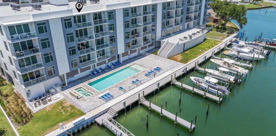 Condo à Clearwater, Floride, 3 chambres № 1732547