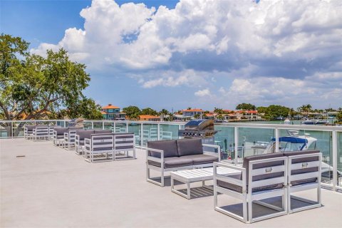 Condominio en alquiler en Clearwater, Florida, 3 dormitorios, 159.33 m2 № 1732547 - foto 10