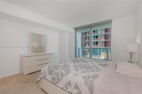 Купить кондоминиум в Майами, Флорида 2 спальни, 111.48м2, № 1474332 - фото 11