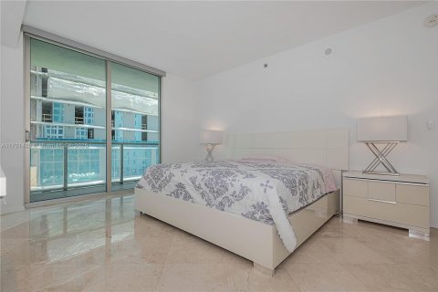 Купить кондоминиум в Майами, Флорида 2 спальни, 111.48м2, № 1474332 - фото 12