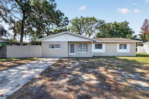 Casa en Orlando, Florida 4 dormitorios, 119.75 m2 № 2117461