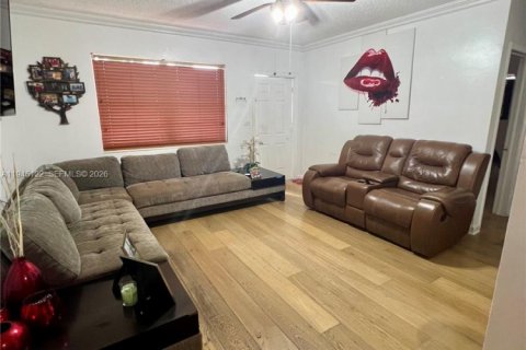 Купить коммерческую недвижимость в Хайалиа, Флорида 132.39м2, № 2002402 - фото 5