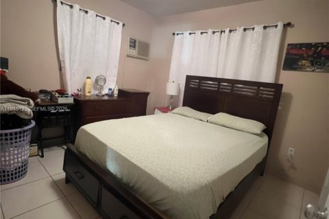 Купить коммерческую недвижимость в Хайалиа, Флорида 132.39м2, № 2002402 - фото 17