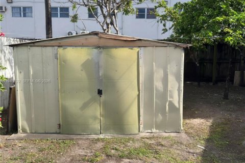 Купить коммерческую недвижимость в Хайалиа, Флорида 132.39м2, № 2002402 - фото 21