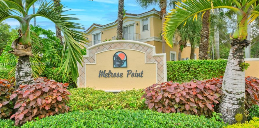 Таунхаус в Мирамар, Флорида 3 спальни, 136.57м2 № 1992433