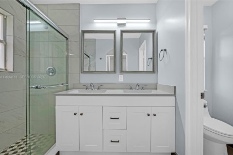 Снять в аренду таунхаус в Мирамар, Флорида 3 спальни, 136.57м2, № 1992433 - фото 17