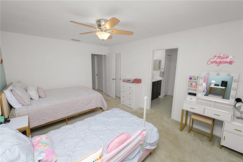 Townhouse in Lakeland, Florida 3 bedrooms, 151.71 sq.m. № 1650749 - photo 25