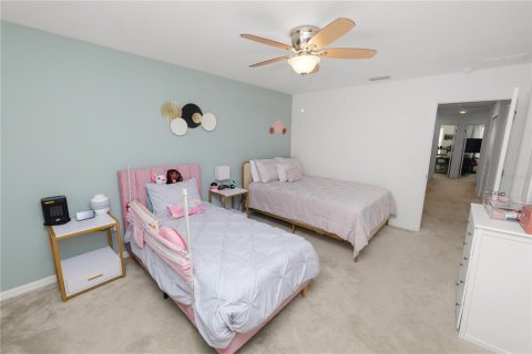 Townhouse in Lakeland, Florida 3 bedrooms, 151.71 sq.m. № 1650749 - photo 26