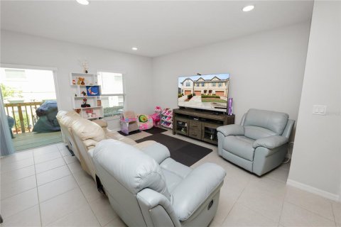 Townhouse in Lakeland, Florida 3 bedrooms, 151.71 sq.m. № 1650749 - photo 7