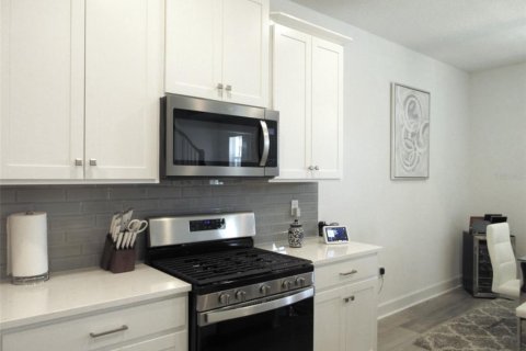 Adosado en alquiler en Kissimmee, Florida, 3 dormitorios, 152.17 m2 № 1866632 - foto 11