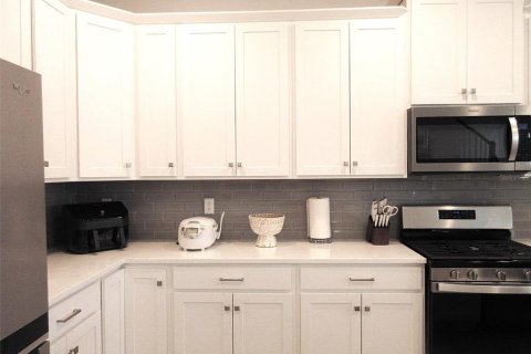 Adosado en alquiler en Kissimmee, Florida, 3 dormitorios, 152.17 m2 № 1866632 - foto 10