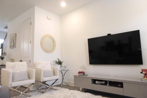 Adosado en alquiler en Kissimmee, Florida, 3 dormitorios, 152.17 m2 № 1866632 - foto 20