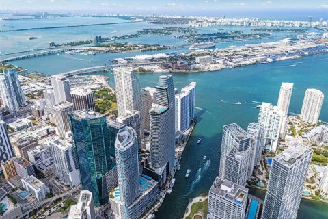 Condominio en venta en Miami, Florida, 2 dormitorios, 173.82 m2 № 1937685 - foto 8