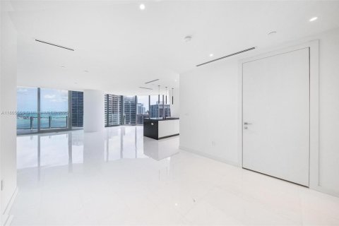 Condominio en venta en Miami, Florida, 2 dormitorios, 173.82 m2 № 1937685 - foto 13