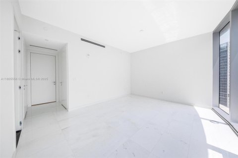 Condominio en venta en Miami, Florida, 2 dormitorios, 173.82 m2 № 1937685 - foto 27