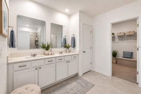 House in Edgewater, Florida 4 bedrooms, 179.77 sq.m. № 2236309 - photo 29