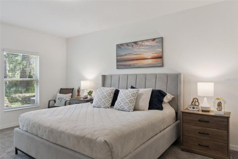 House in Edgewater, Florida 4 bedrooms, 179.77 sq.m. № 2236309 - photo 24