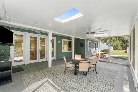 House in High Springs, Florida 4 bedrooms, 201.13 sq.m. № 2430683 - photo 12