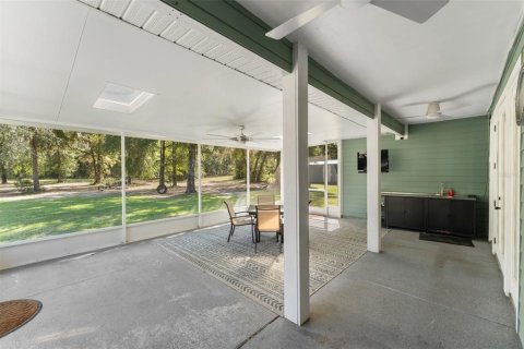 House in High Springs, Florida 4 bedrooms, 201.13 sq.m. № 2430683 - photo 10