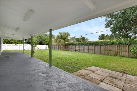 Купить виллу или дом в Плантация, Флорида 3 спальни, 144.37м2, № 1991467 - фото 29