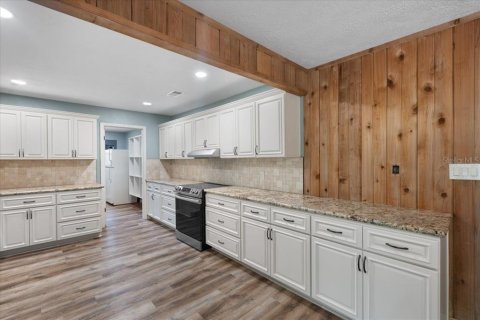 House in Steinhatchee, Florida 2 bedrooms, 147.71 sq.m. № 1801346 - photo 7
