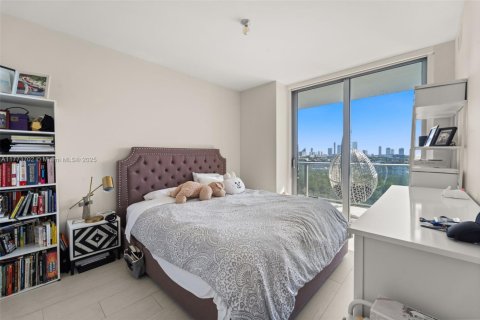 Condo in North Miami Beach, Florida, 2 bedrooms  № 1738234 - photo 6