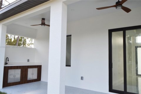 Villa ou maison à vendre à Lehigh Acres, Floride: 3 chambres № 1987026 - photo 16