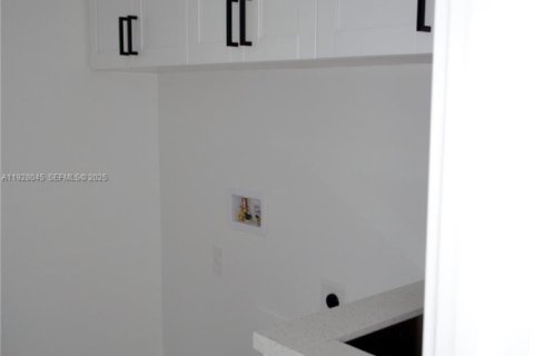 Villa ou maison à vendre à Lehigh Acres, Floride: 3 chambres № 1987026 - photo 14