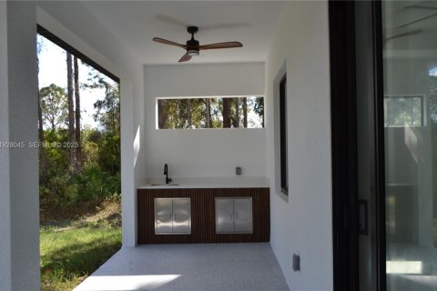 Villa ou maison à vendre à Lehigh Acres, Floride: 3 chambres № 1987026 - photo 15